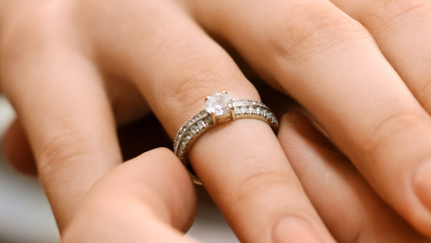 the perfect ring for a holiday engagement