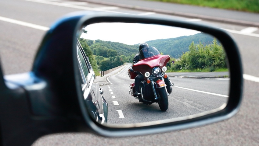 motorcyclist safety tips